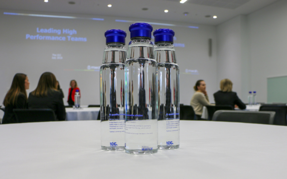 Plastic Free Events Checklist Thumbnail, image of ICC Sydney's re fillable water jugs for events.