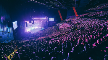 CSR-home-800×500-72