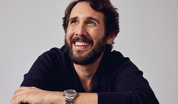 Josh Groban opens new tab