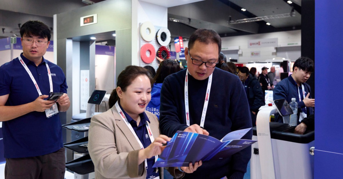 A crowd at RESTECH: The Event for Hospitality Technology.